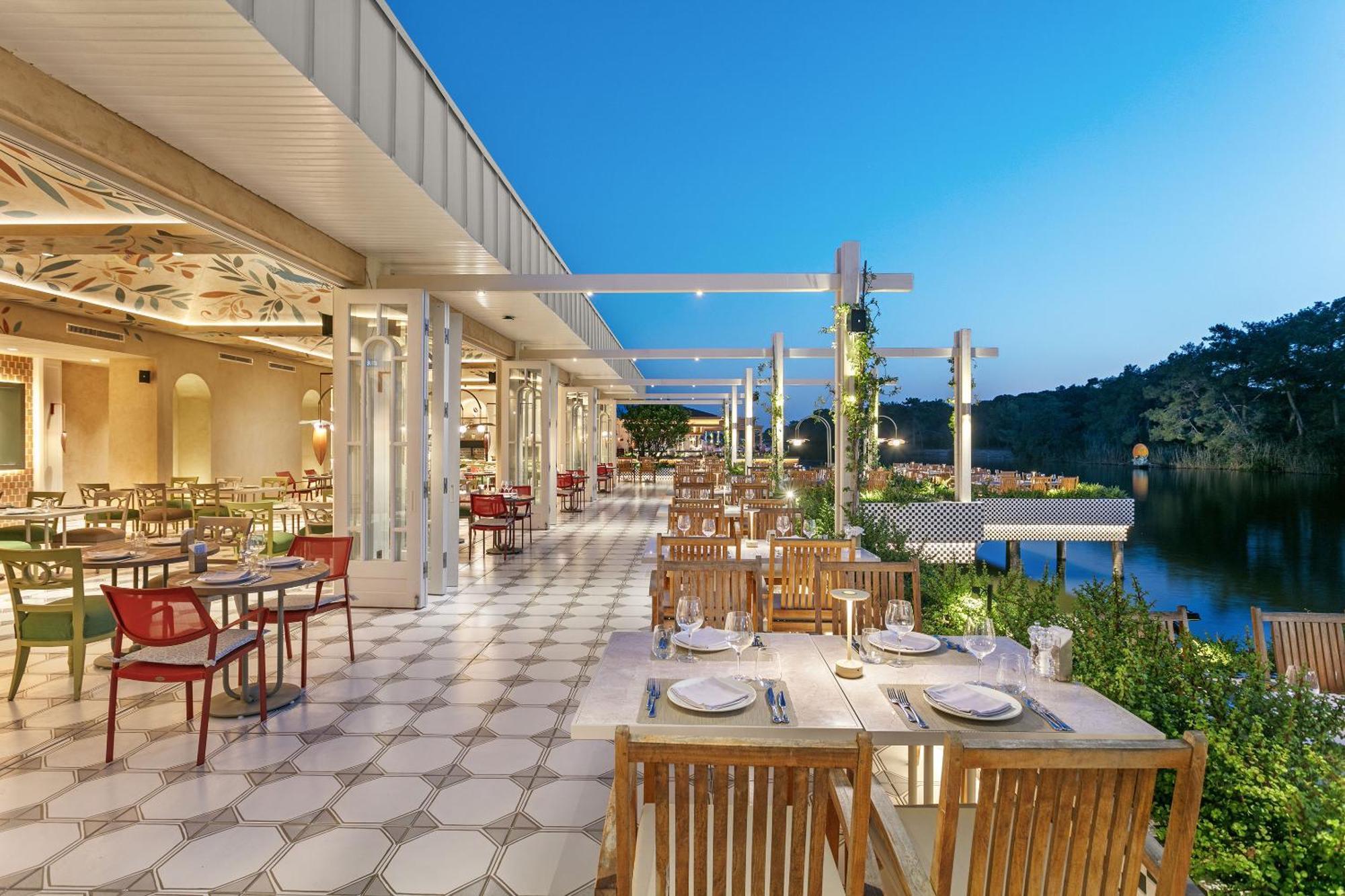 Hotel Titanic Deluxe Golf Belek Exteriér fotografie