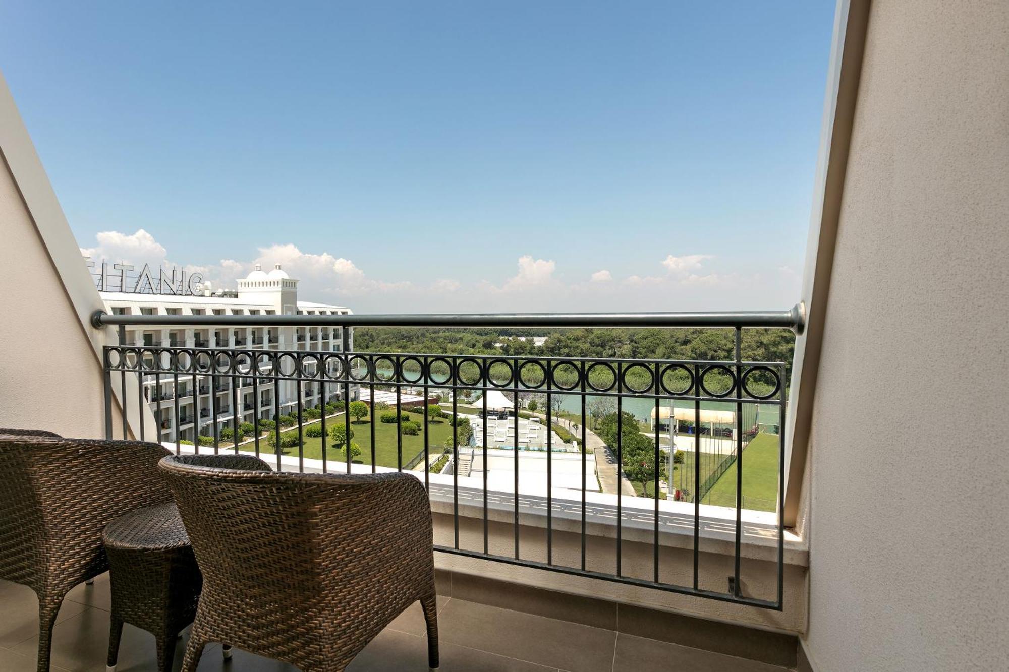 Hotel Titanic Deluxe Golf Belek Exteriér fotografie